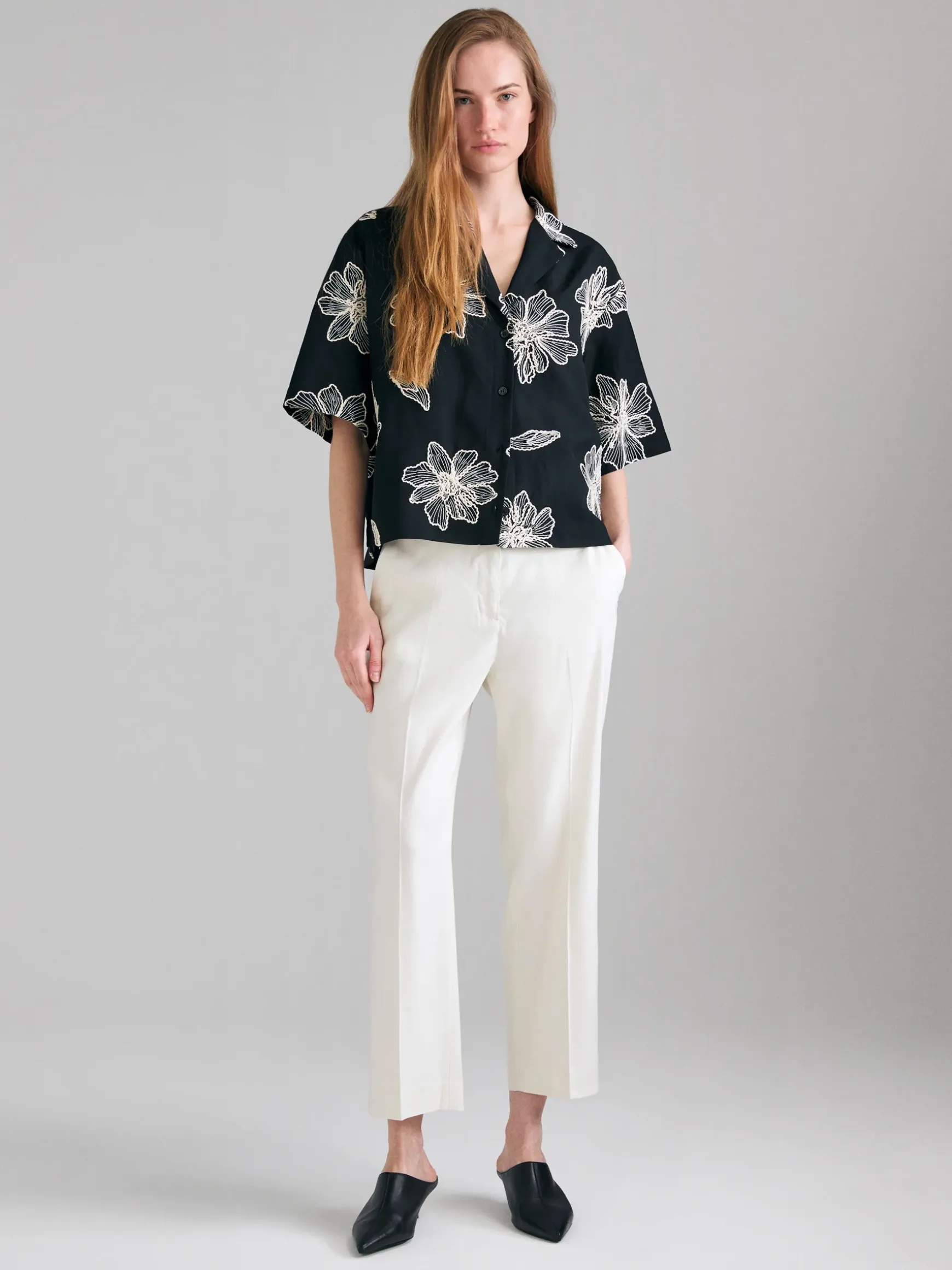 Camicia boxy fit ricamata