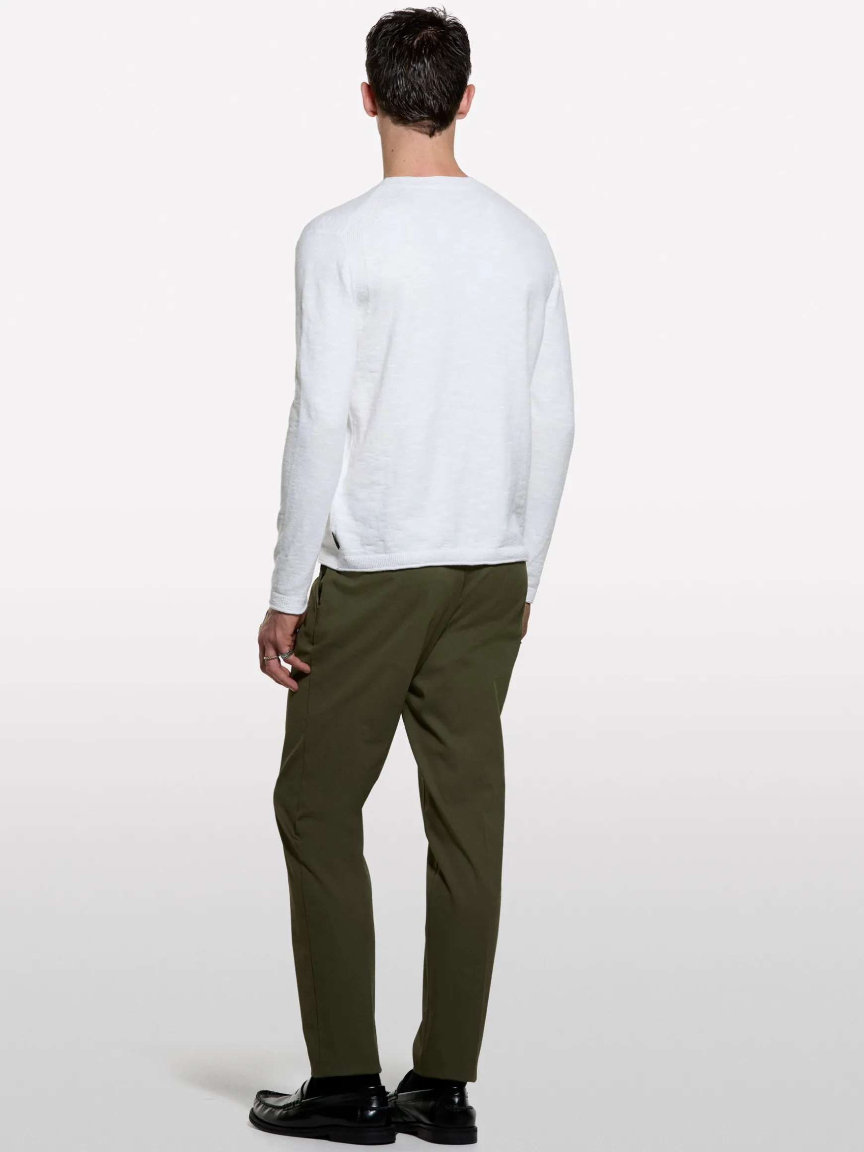 Maglia regular fit bianca con girocollo