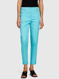 Pantaloni a sigaretta
