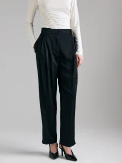 Pantaloni carrot fit