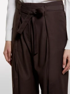 Pantaloni con fusciacca in vita