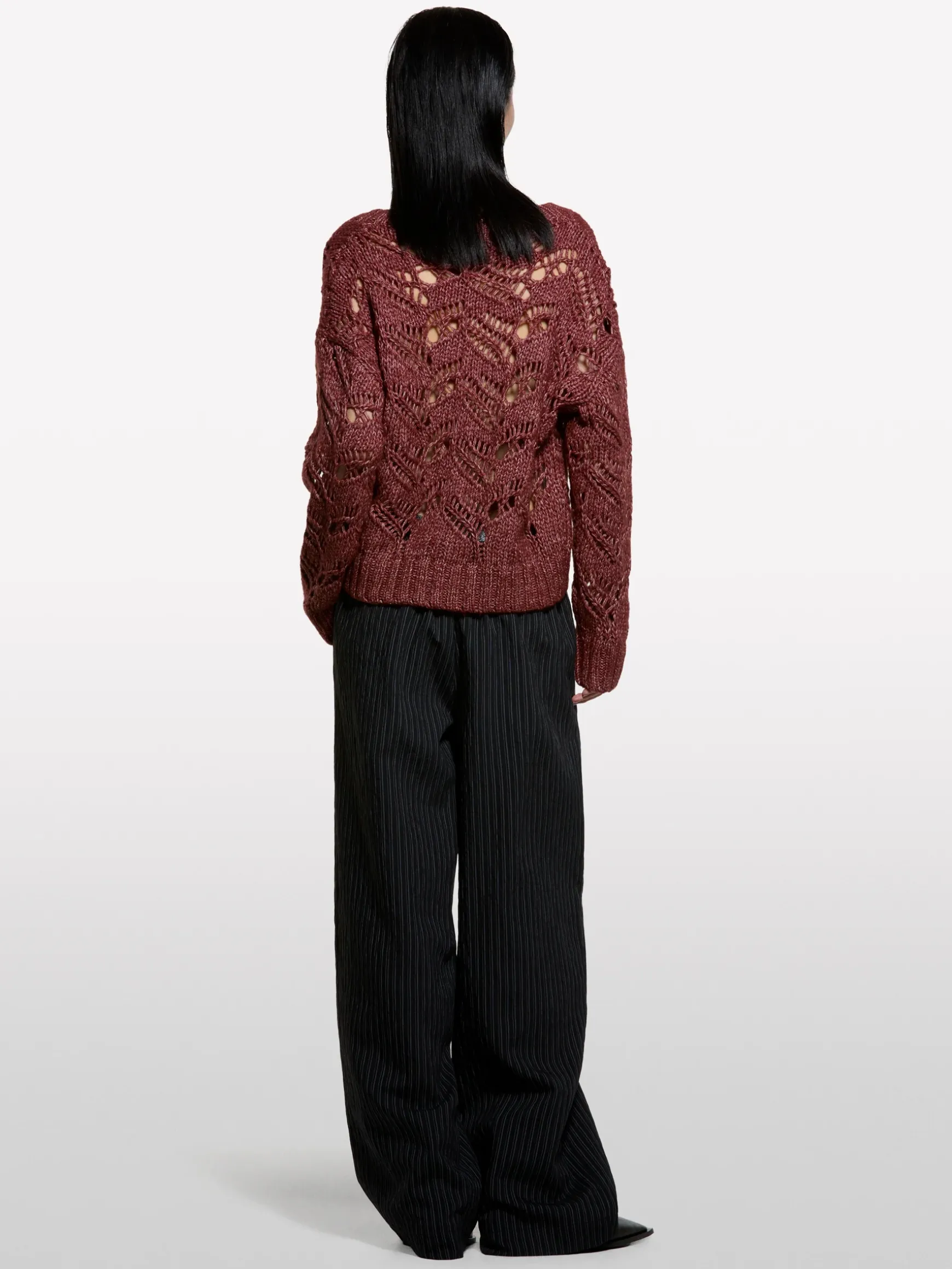 Pantaloni neri rigati
