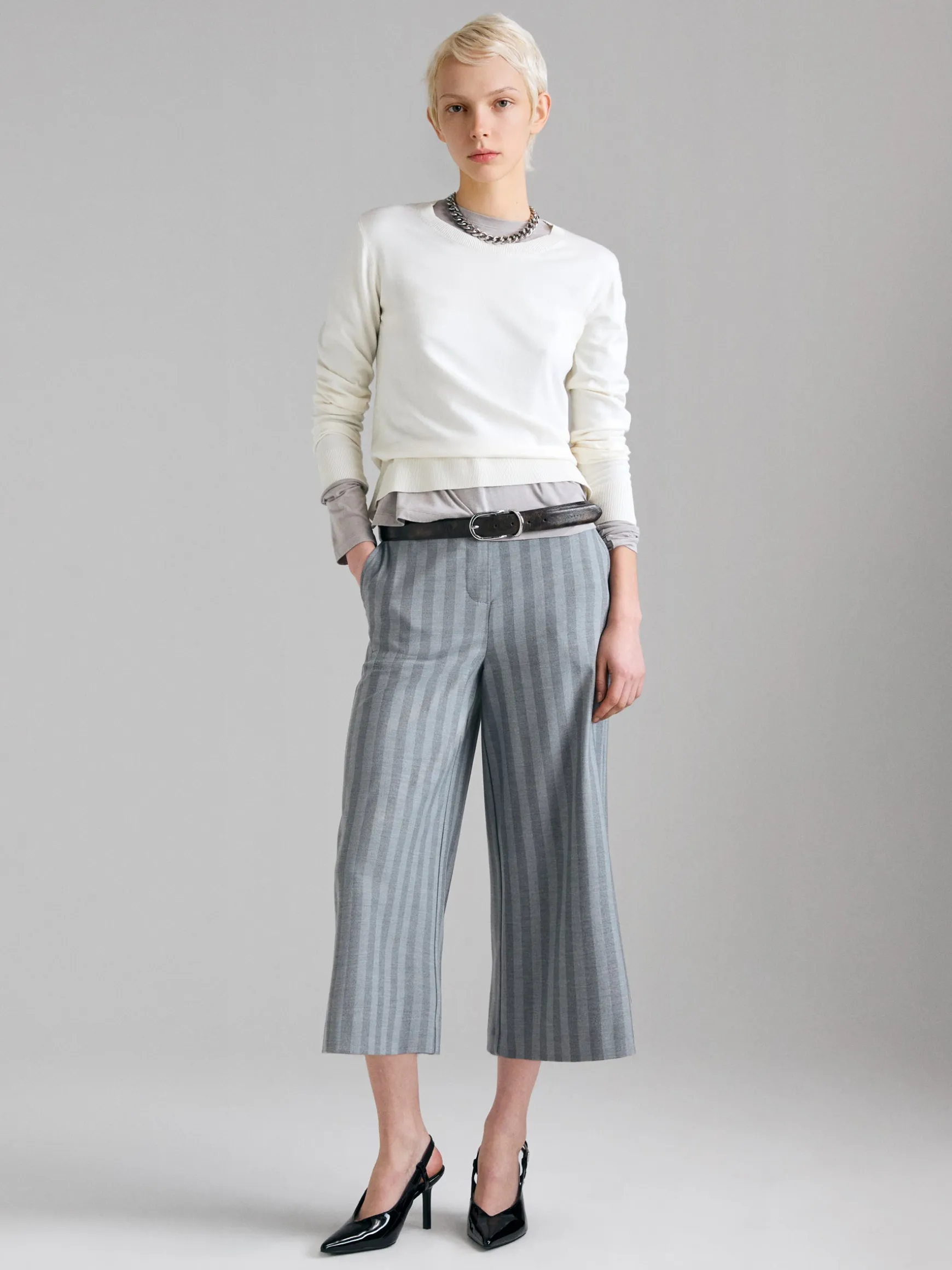 Pantaloni svasati