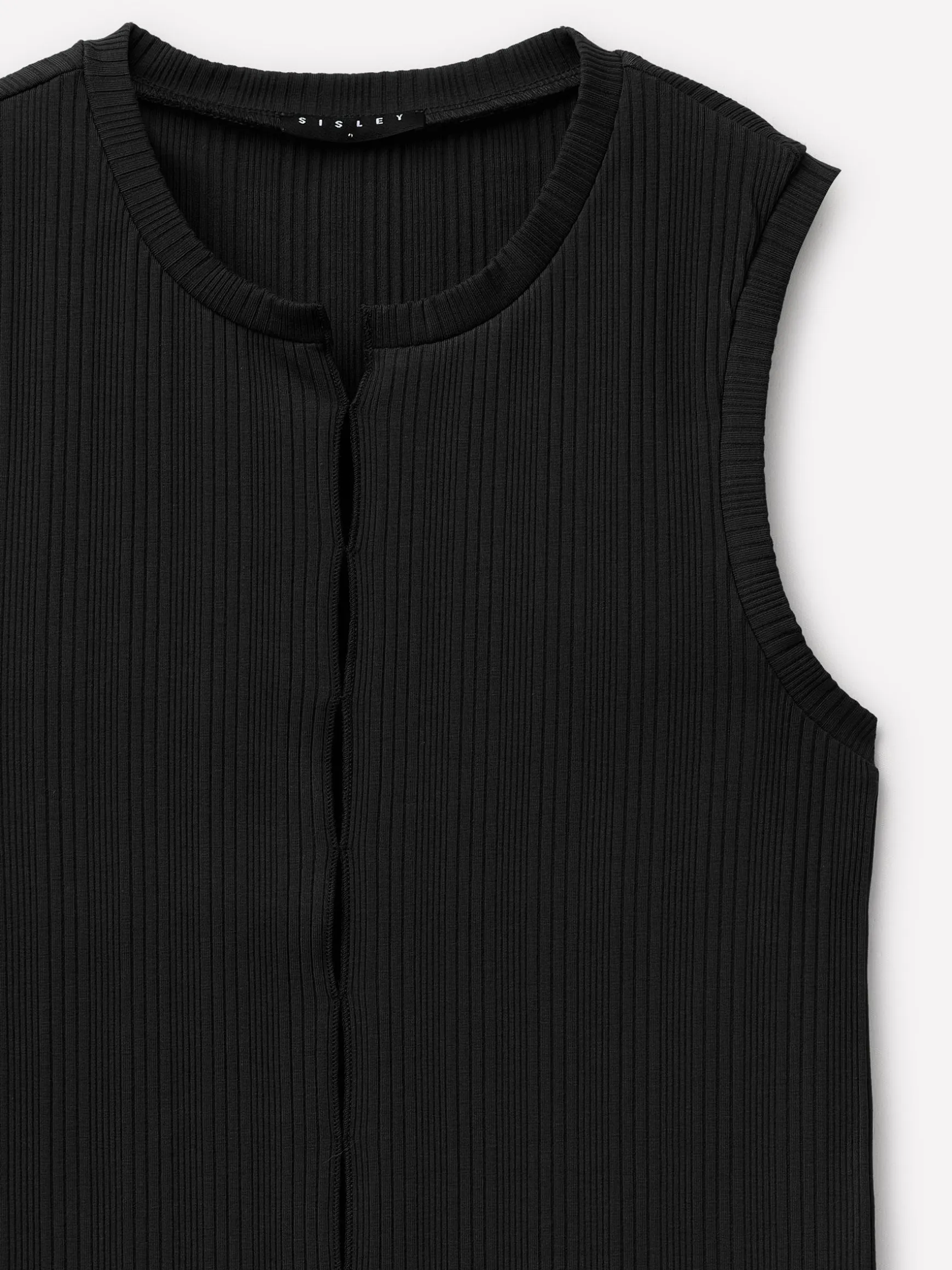 Top a costine con aperture
