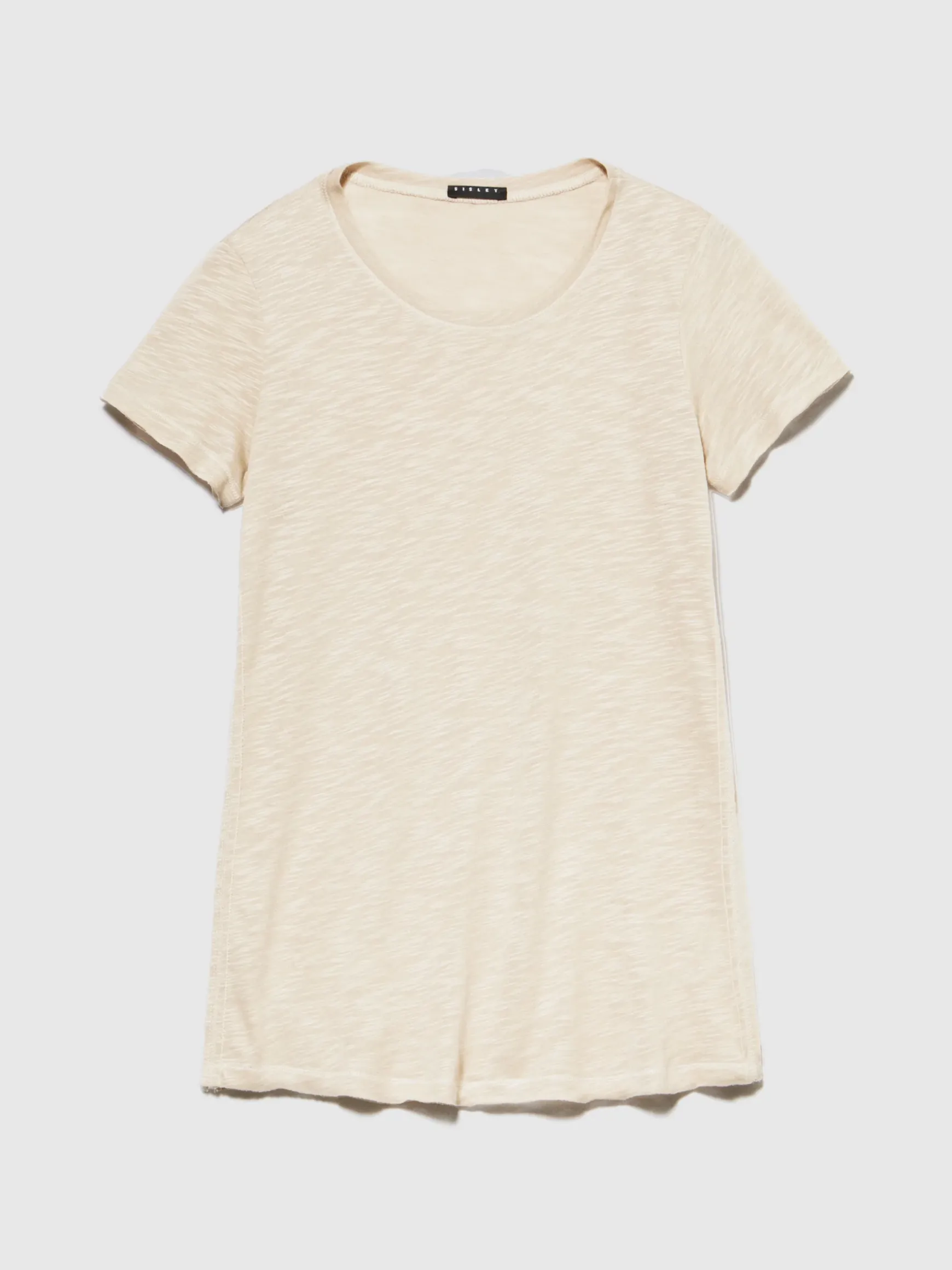 T-shirt scollo rotondo con taglio vivo